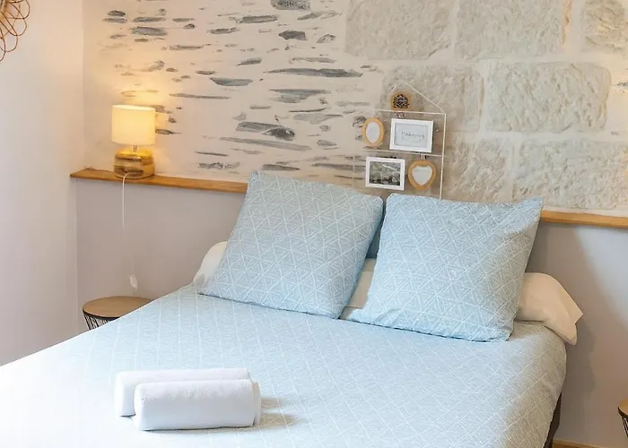 Joli Lumineux Chez Madeleine Apartment *